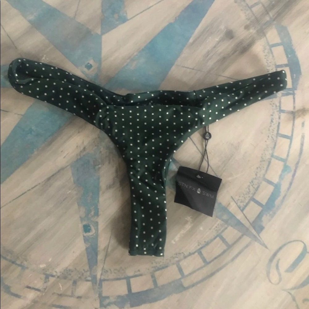 SOLD Stone Fox Swim Herbal Daisy